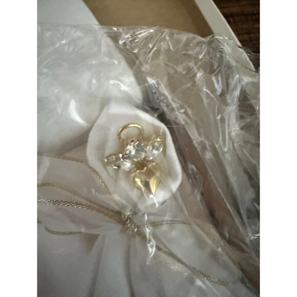 First Communion Angel - Picture 4 of 8